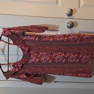 Hollister Red and Pink Floral Blouse